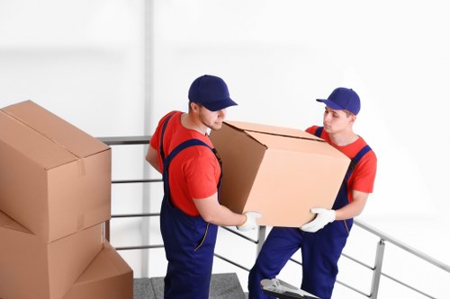 Man With Van Fulham service helping with a local move