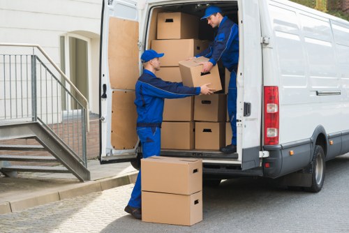 Local removals service supporting a move across Fulham