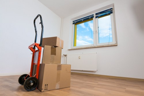 Moving van service supporting Fulham home and business customers