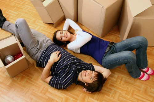 Screen-reader friendly Fulham moving service webpage layout